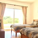 Albufeira, Standind Flat With Swimming Pool
